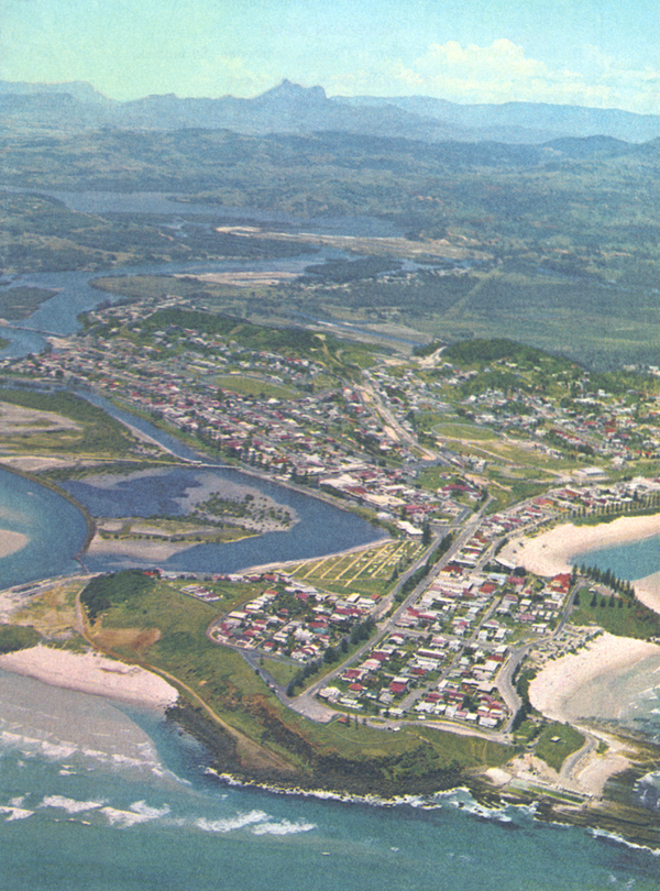 Aerial of Tweed Heads - from Shell touring guide - 600x810.png
