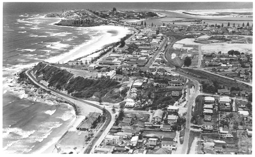 Aerial of Tweed Heads and Coolangatta - Unknown date - 1 - 1000x616.png